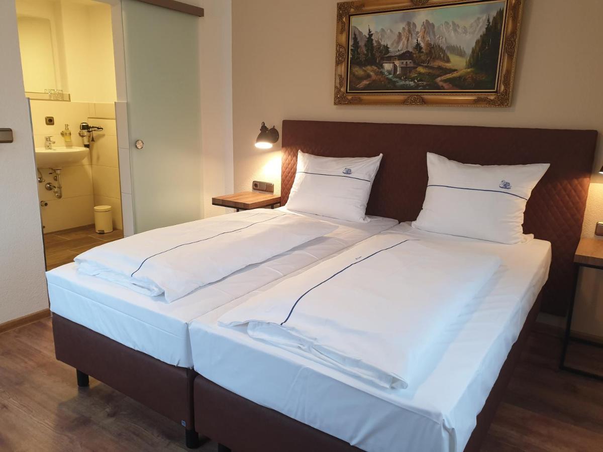 Hotel Gasthof Zum Schwan Steinsfeld Zewnętrze zdjęcie