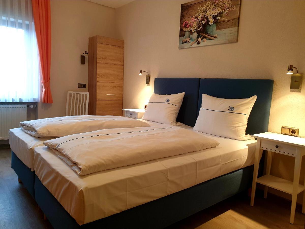 Hotel Gasthof Zum Schwan Steinsfeld Zewnętrze zdjęcie